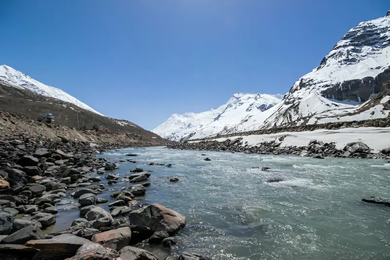 Sissu Valley (via Atal Tunnel)
