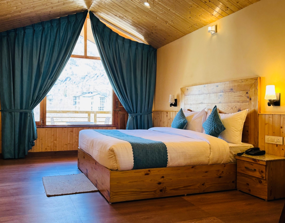 Extravagance Room With Balcony